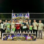 Sambut Antusiasme Warga, Tim RT 7 Desa Terantang Raih Juara 1 Turnamen Voli Campuran Antar-RT