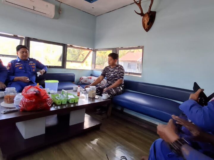 Diduga Terjatuh dan Terhisap di Bawah Tongkang, ABK TB Kapuas Bahari V Hilang di Muara Ujung Pandaran