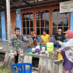 Jalin Keakraban, Babinsa Koramil 1015-08/Mentaya Hulu Rutin Pantau Wilayah Binaan