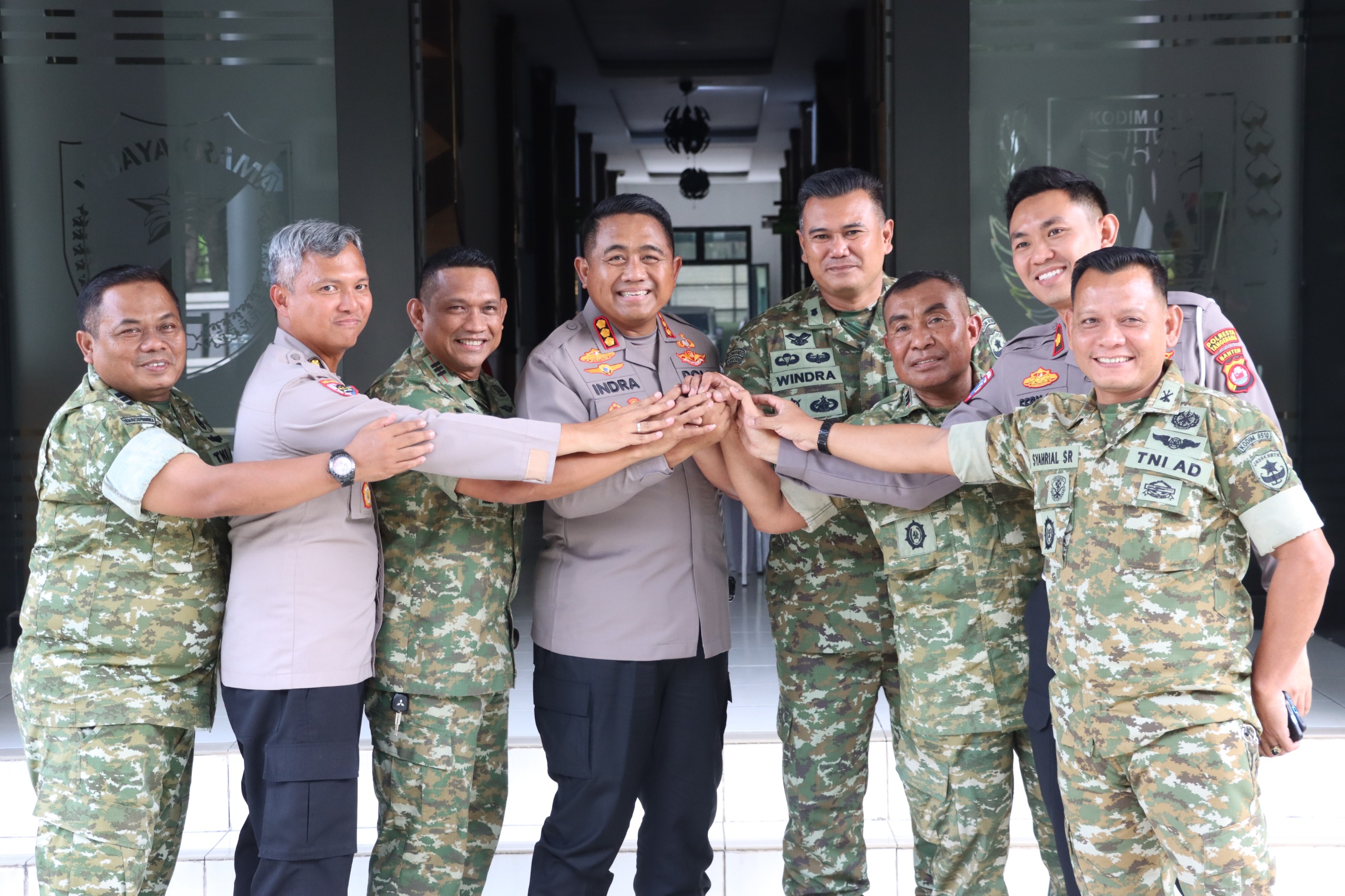 Perkuat Soliditas TNI-Polri, Kapolresta Tangerang Jalin Silaturahmi dengan Kodim 0510/Tigaraksa