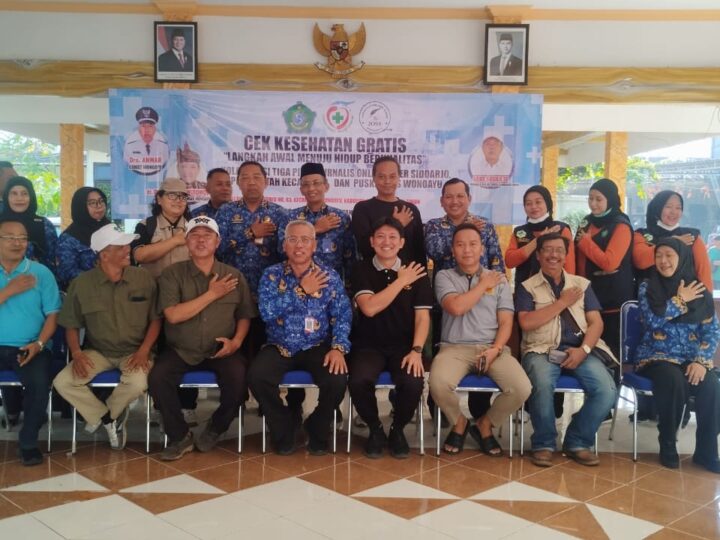 Dalam Rangka Menjalankan Program Pemerintah Melalui KemenKes, “Jurnalis Online Siber Sidoarjo (JOSS)” Berkolaborasi Dengan Kecamatan Wonoayu dan Dinkes Adakan Cek Kesehatan Gratis