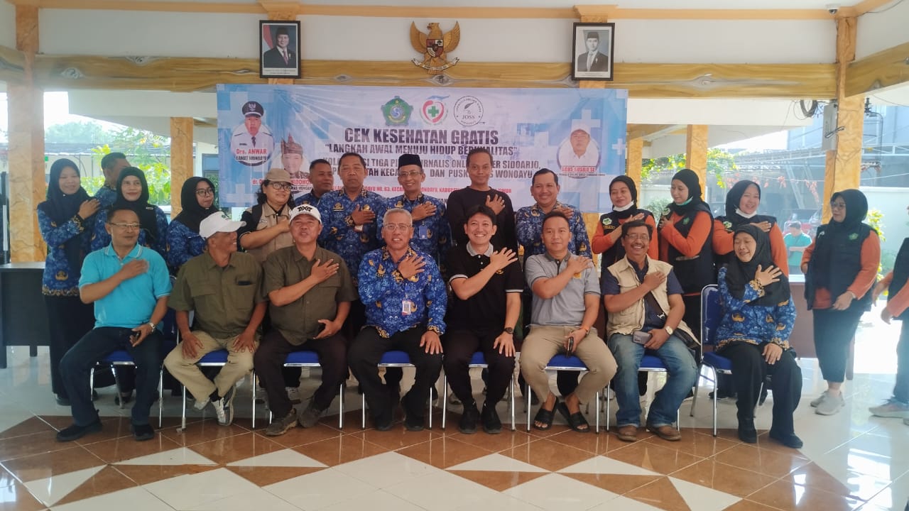 Dalam Rangka Menjalankan Program Pemerintah Melalui KemenKes, “Jurnalis Online Siber Sidoarjo (JOSS)” Berkolaborasi Dengan Kecamatan Wonoayu dan Dinkes Adakan Cek Kesehatan Gratis