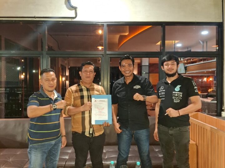 Kepengurusan DPC GRIB JAYA Kabupaten Muara Enim Yang Lama Dinonaktifkan, dan SK Kepengurusan Yang Baru Diterbitkan, Azuar Anas, S.Pd Resmi Nakhodai DPC GRIB JAYA Muara Enim