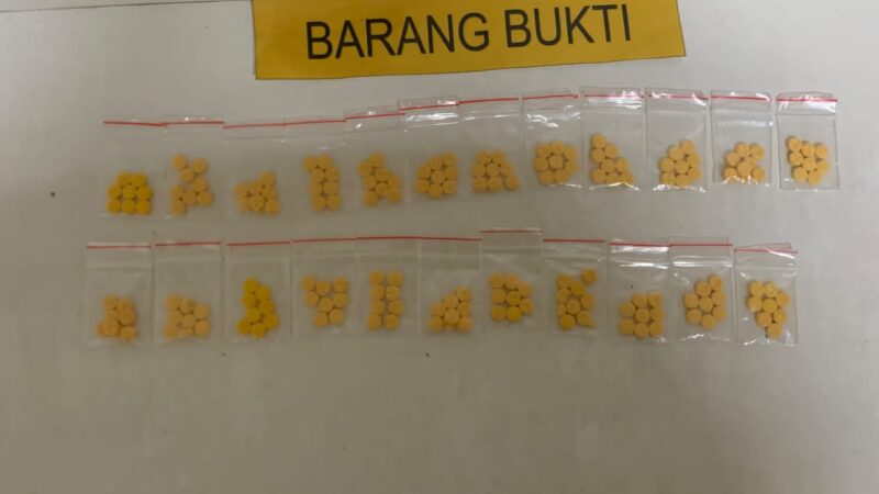 Jual Obat Keras Tanpa Izin, Seorang Pria Diamankam Satresnarkoba Polresta Tangerang
