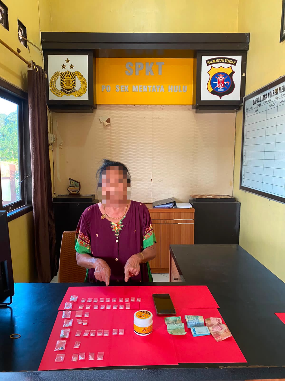 Diduga Jadi Bandar Sabu, Nenek Usia 70 Tahun di Pemantang Ditangkap Polsek Mentaya Hulu