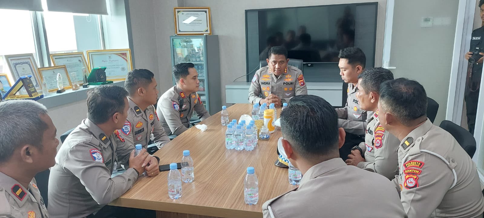 Kumpulkan Perwira Satlantas, Kapolresta Tangerang Minta Penanganan Laka Cepat dan Profesional