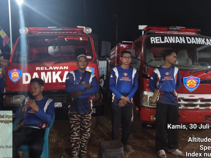 Tingkatkan Kesiapsiagaan Bencana, Relawan Damkar Al Hadi Terima Bantuan Unit Mobil Pemadam dari Kecamatan Parenggean