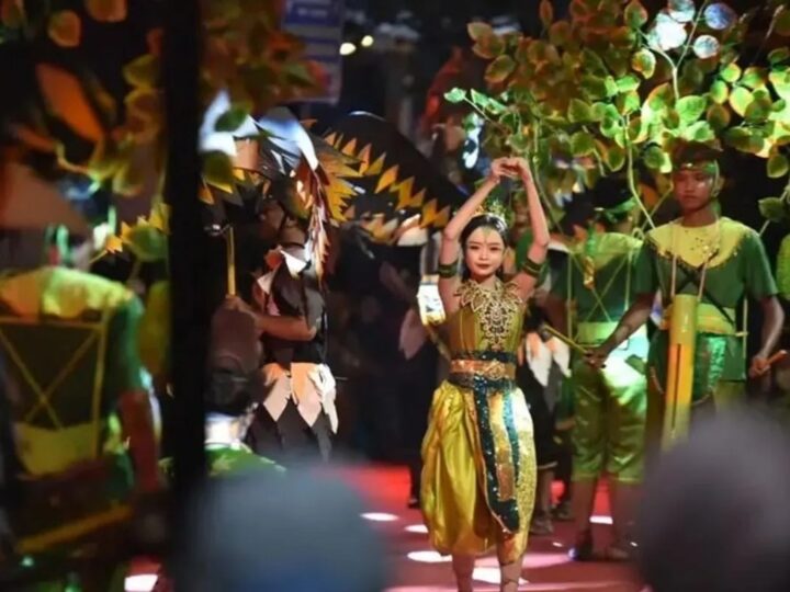 Meriah dengan Konsep Panggung Berjalan, Festival Rontek Pacitan 2026 Digelar di Hari Pertama