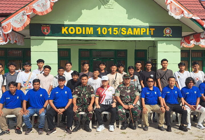Dandim 1015/Sampit Bersama Pemkab Kotim Lepas Tim Sepak Bola PSSI Kab. Kotim Ikuti Turnamen Gubernur Cup Road to Pangdam XXII/TB Cup 2026