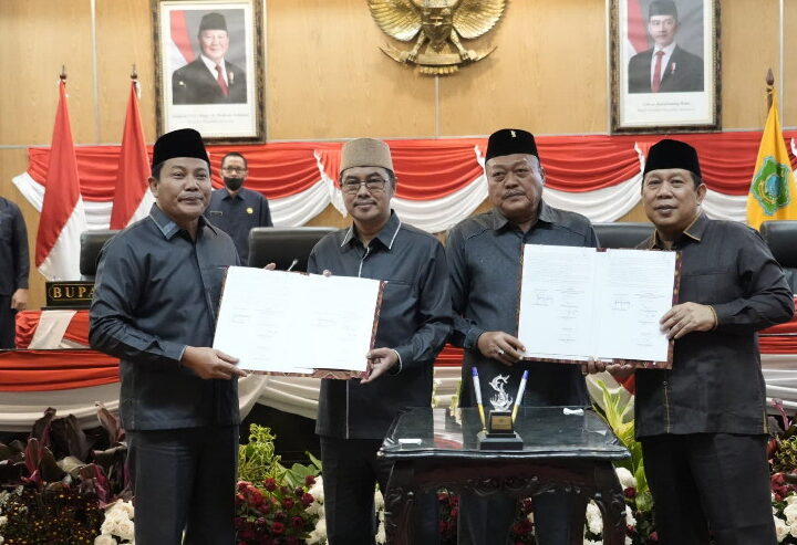Perubahan 2026 Disahkan, Bupati Subandi : Semoga Prioritas Pembangunan Dirasakan Masyarakat