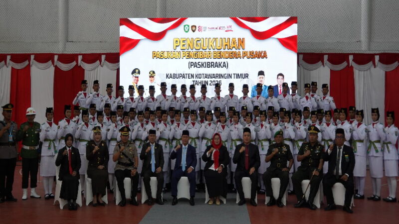 Komandan Kodim 1015/Sampit Hadiri Pengukuhan Paskibraka Kabupaten Kotawaringin Timur Tahun 2026