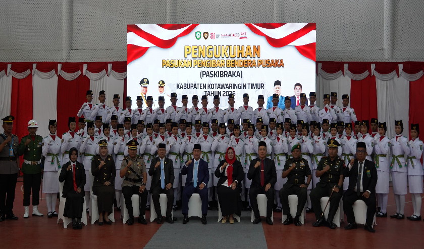 Komandan Kodim 1015/Sampit Hadiri Pengukuhan Paskibraka Kabupaten Kotawaringin Timur Tahun 2026