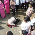 Sujud Syukur Kerendehan Hati Wakil Direktorat Polisi Perairan dan Udara Polda Kalbar Tinggalkan Polres Melawi.