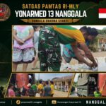 Bantu Atasi Kesulitan Warga Perbatasan, Pos Kotis Satgas Yonarmed 13/Nanggala Distribusikan 4.000 Liter Air Bersih Gratis di Desa Pesayah