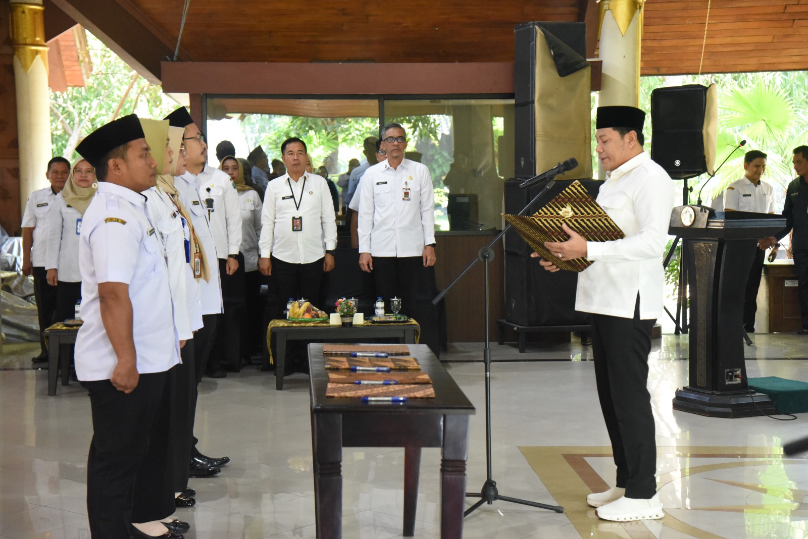 Kukuhkan Ratusan Kepala SD dan SMP Negeri, Bupati Subandi Ingatkan ‘Jabatan Itu Amanah’