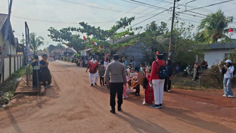 Polsek Kota Besi Amankan Pawai Karnaval Meriahkan HUT RI ke-81
