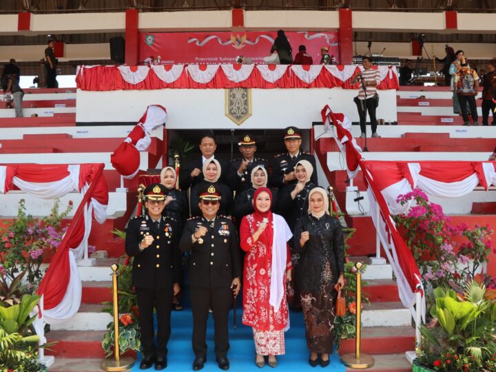 Kapolres Kotim Hadiri Upacara HUT RI Ke-81 di Stadion 29 November Sampit