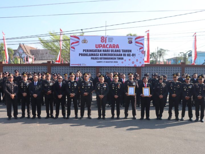 36 Personel Polres Kotim Raih Reward di HUT RI Ke-81