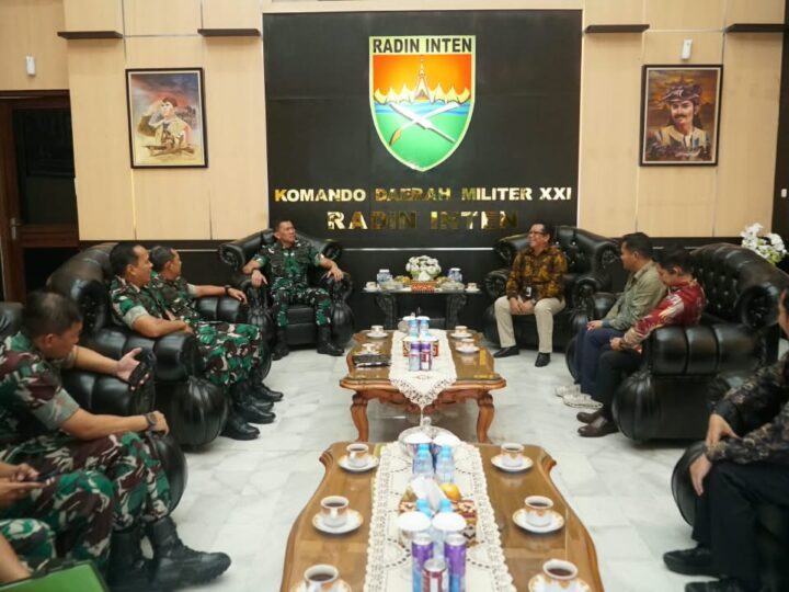 Perkuat Sinergi dan Koordinasi, Pangdam XXI/RI Terima Audiensi GM PLN UID Lampung