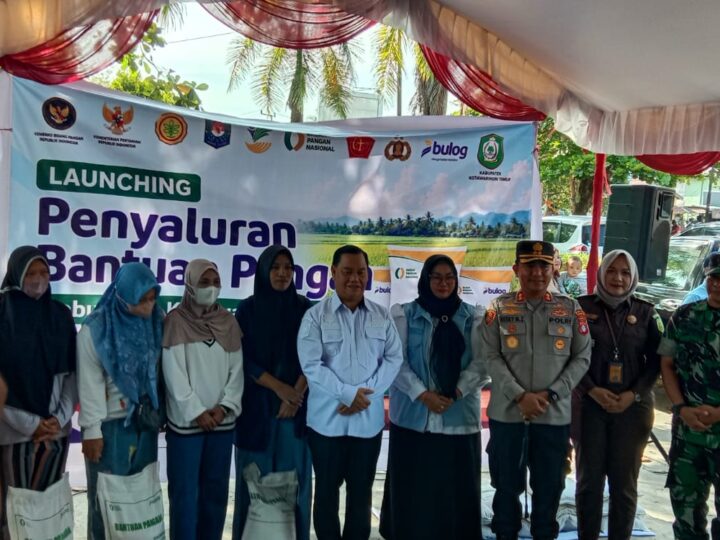 Dandim 1015/Sampit Hadiri Gerakan Pangan Murah dan Launching Penyaluran Bantuan Pangan Beras