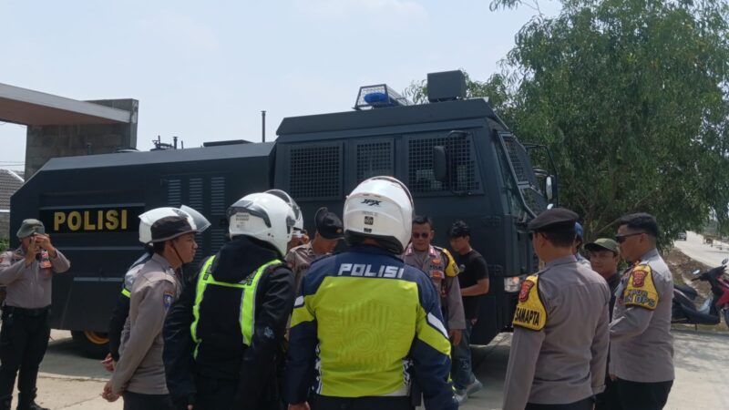 Polres Bogor Atasi Polusi Debu Parungpanjang Dengan Menurunkan Water Cannon