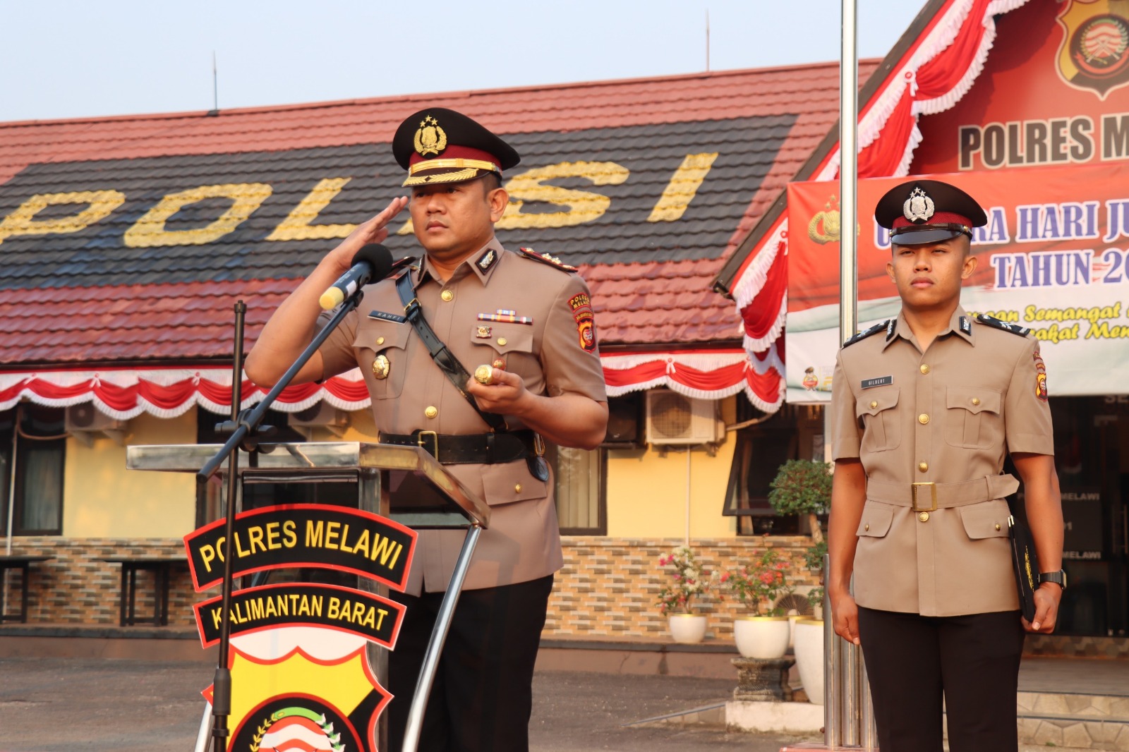 Teguhkan Semangat Bhayangkara, Kapolres Melawi Pimpin Khidmat Upacara Hari Juang Polri 2026.