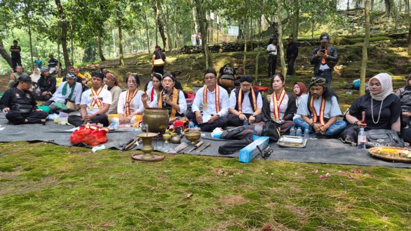 Riung Sauyunan Komara Sunda bekerjasama dengan Sastrajendra Living Academy Rawat Warisan Budaya Nusantara Pererat Persaudaraan