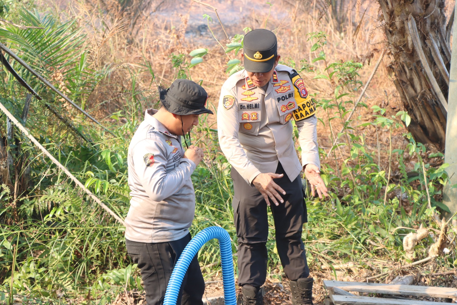 Pastikan Pasokan Air Karhutla Aman, Kapolres Kotim AKBP Resky Maulana Zulkarnain Cek Kesiapan Sumur Bor di Baamang Hulu