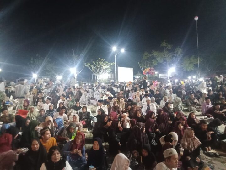 Ribuan Jamaah Padati “SHOLAWAT AKBAR” Majelis Taklim Cilejet Desa Batok Sambut Maulid Nabi Muhammad SAW