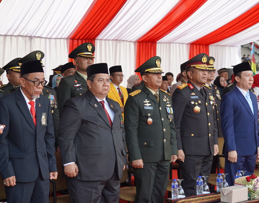 Kasdam XXI/RI Hadiri Penurunan Bendera HUT ke-81 RI di Provinsi Lampung