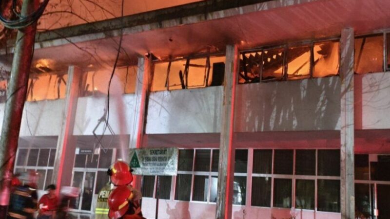 Gedung Biro Kesra Kalteng Kebakaran, Hampir Seluruh Ruangan Terdampak