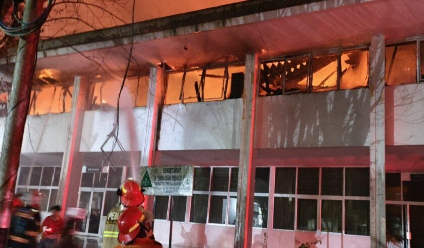 Gedung Biro Kesra Kalteng Kebakaran, Hampir Seluruh Ruangan Terdampak