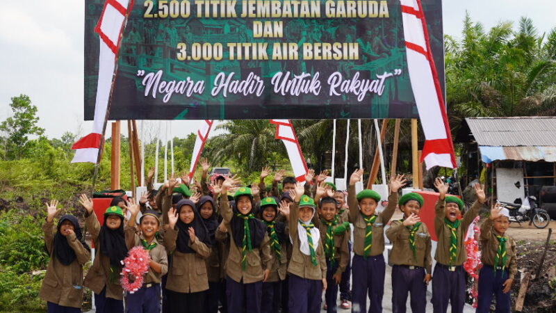 Dandim 1015/Sampit Resmikan Jembatan Armco Garuda Kelurahan Baamang Barat, Perkuat Akses dan Mobilitas Warga Baamang Barat