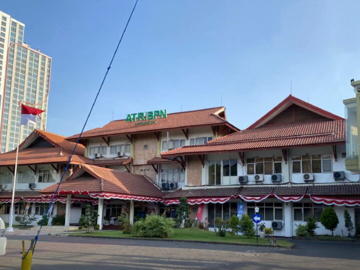 KPK Menggeledah Kantor BPN Jatim Terkait Korupsi di Kementerian ATR/BPN