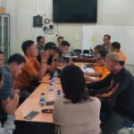 Kasat Intelkam Polres Muara Enim Memfasilitasi Penyelesaian Permasalahan PT. LCL