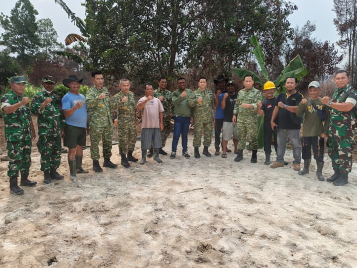 Komandan Kodim 1015/Sampit Dampingi Pasis Dikreg LVI Sesko TNI Komsos Dengan Masyarakat.