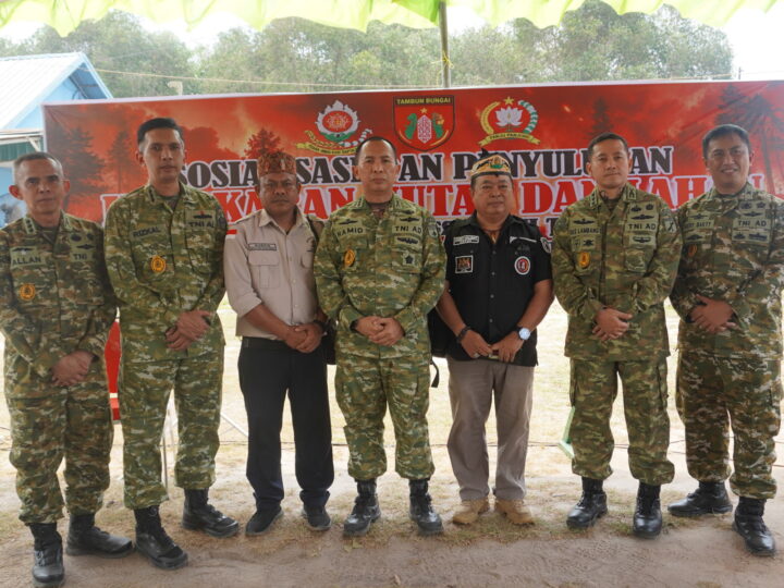 Komandan kodim 1015/Sampit Dampingi Pasis Sesko TNI Dikreg LVI Gelar Penyuluhan Karhutla.