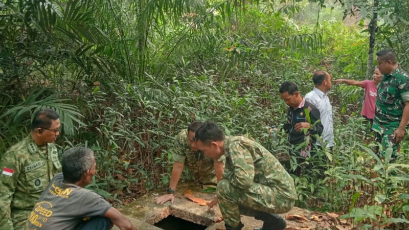 Cegah Karhutla dan Krisis Air di Sintang, Satgas TNI Cek Sumber Air Kayan Hilir (fokus pada langkah mitigasi dan peran Satgas).