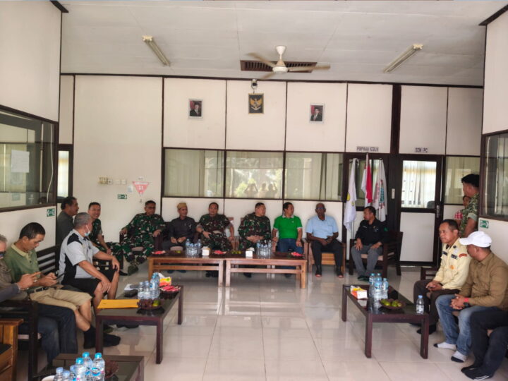 Satgas Karhutla TNI dan PT BTN-POM Perkuat Sinergi Cegah Kebakaran Lahan di Sintang.