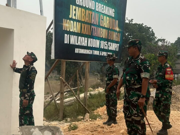 Dandim 1015/Sampit Dampingi Danrem 102/Pjg Cek Progres Jembatan Perintis Garuda di Barunang Miri