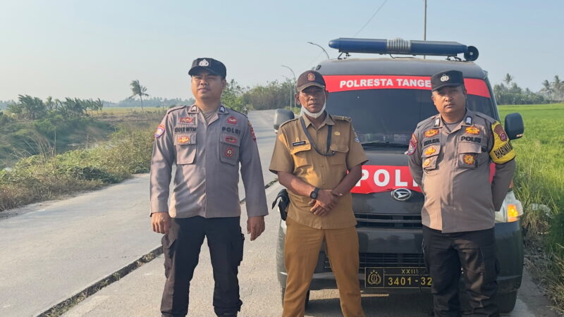 Polsek Mauk Patroli Sore di Jalan Raya Gintung Sukadiri
