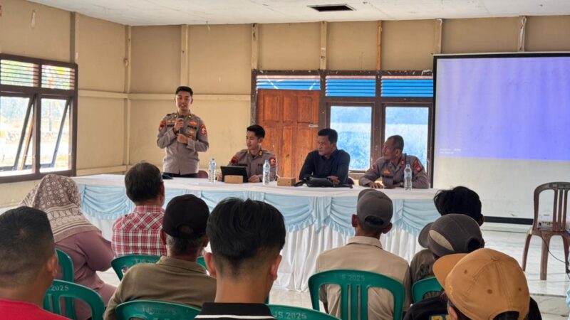 Polres Melawi Polda Kalbar ‘Lemdiklat’ Polri Edukasi Warga Tanjung Sari Cegah Karhutla.