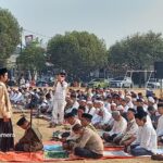 Atasi Dampak Karhutla dan Kemarau, Warga Lawangkidul Gelar Sholat Istisqa Massal di Lapangan Karangasam