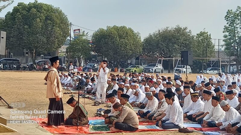 Atasi Dampak Karhutla dan Kemarau, Warga Lawangkidul Gelar Sholat Istisqa Massal di Lapangan Karangasam