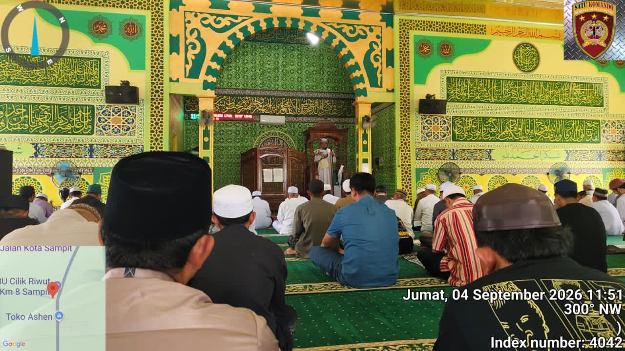 Ratusan Jemaah di Baamang Khusyuk Ikuti Sholat Jumat, Khatib Ingatkan Pentingnya Kejujuran