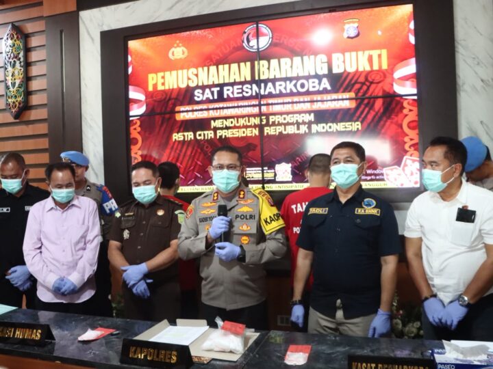 Polres Kotawaringin Timur Musnahkan 947 Gram Narkoba Senilai Rp1,4 Miliar, Selamatkan Ribuan Jiwa