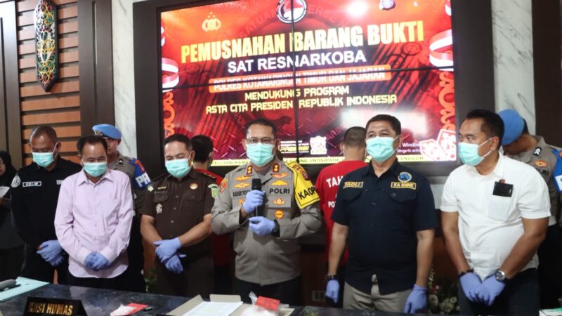 Polres Kotawaringin Timur Musnahkan 947 Gram Narkoba Senilai Rp1,4 Miliar, Selamatkan Ribuan Jiwa