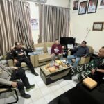 Kapolres Kotim Lakukan Koordinasi Serta Cek Peralatan Karhutla di Kantor BPBD