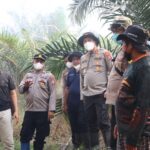 Kapolres Kotim Tinjau Lahan Karhutla di Desa Rawa Sari, Kendala Akses dan Pasang Surut Air Jadi Tantangan