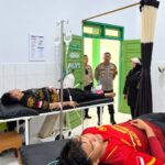 Peduli Kesehatan Anggota, Kapolres Kotim Jenguk Personel yang Sakit Saat Padamkan Karhutla